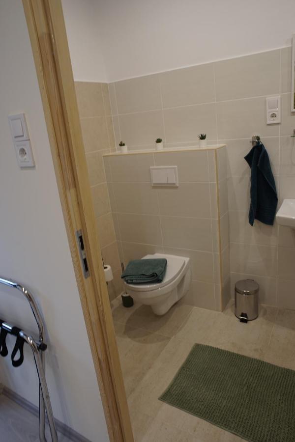 Csengo Vendeghaz Hotel Kiskoros Eksteriør billede
